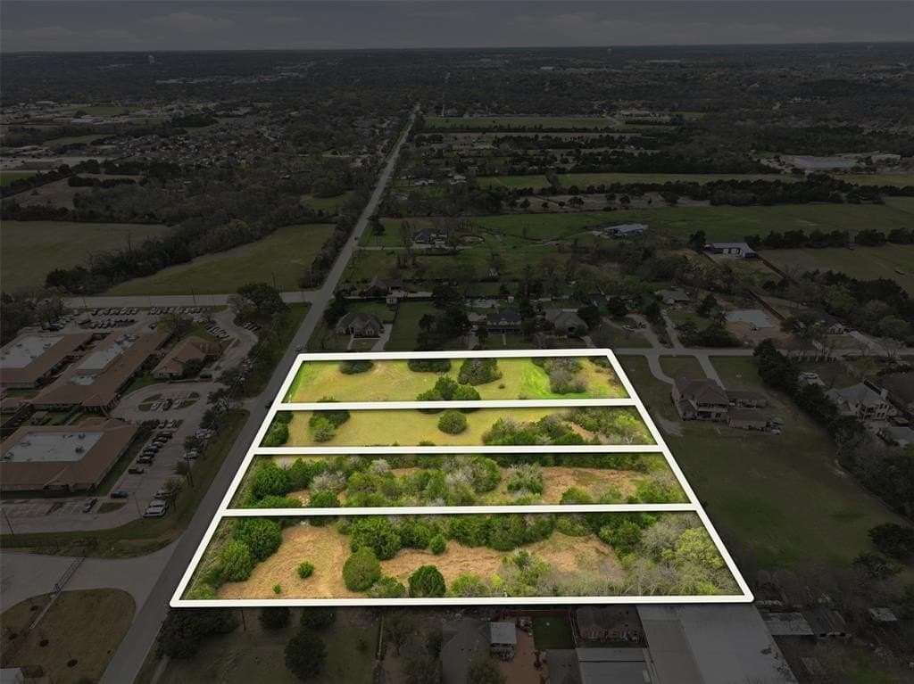 0.92 acres in Dallas County - photo 4