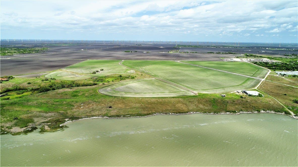 96.17 acres in San Patricio County - photo 3