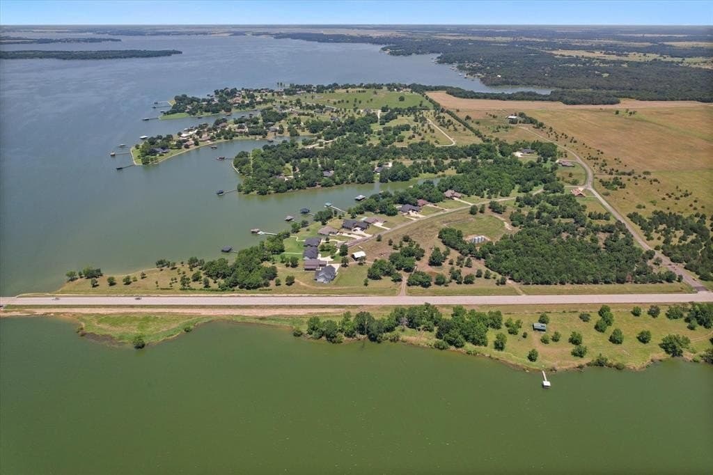 12.77 acres in Navarro County - photo 2