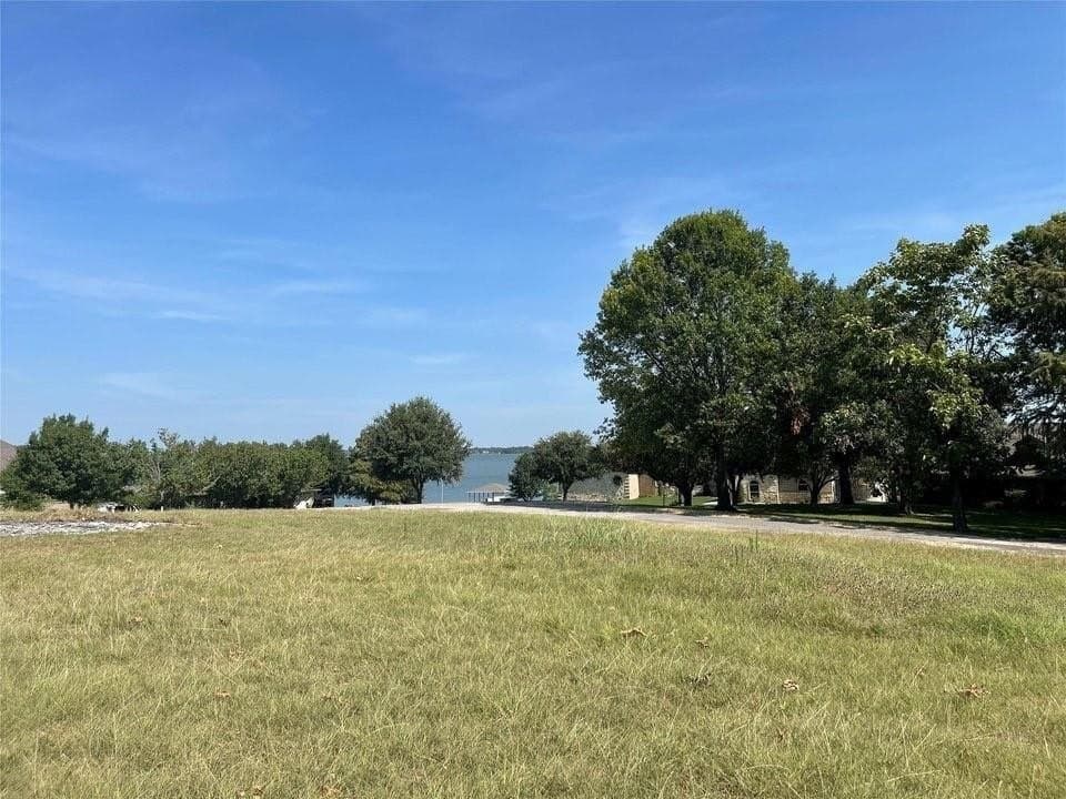 0.61 acres in Navarro County - photo 6