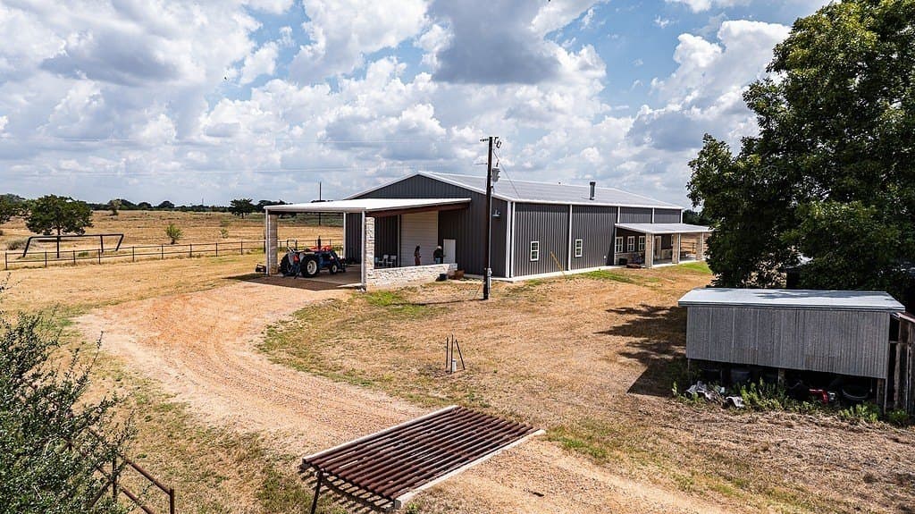 55.37 acres in Lavaca County - photo 3