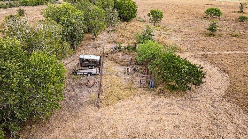 55.37 acres in Lavaca County - photo 9