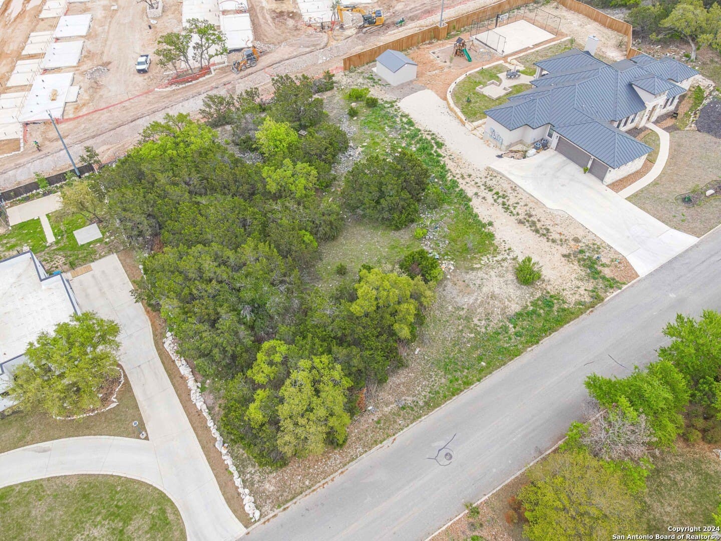 0.7 acres in Bexar County - photo 6