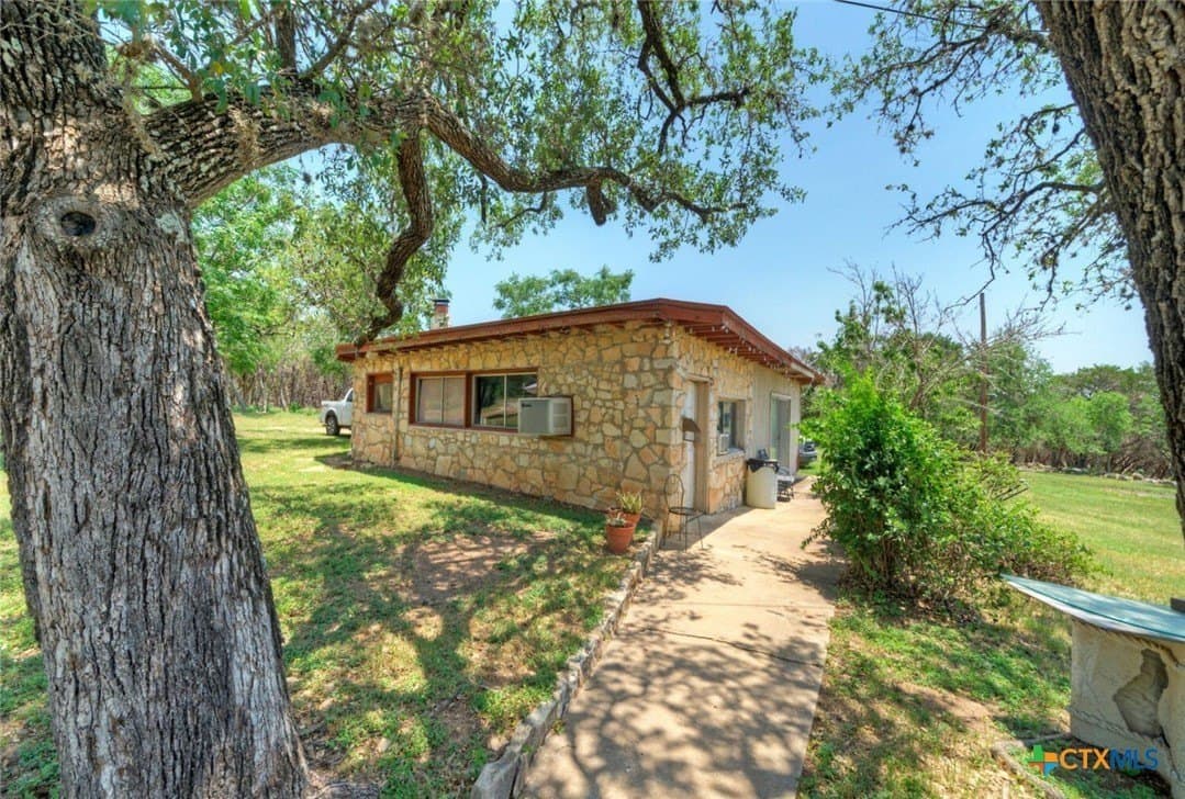 7 acres in Travis County - photo 9