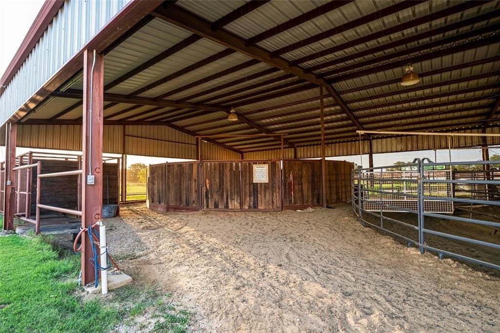 35.86 acres in Grayson County - photo 9