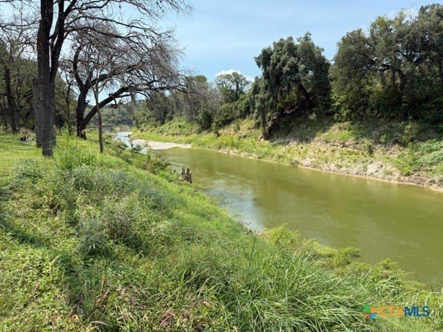 3.81 acres in Comal County - photo 27