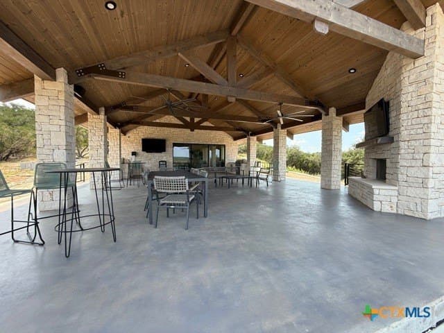 3.81 acres in Comal County - photo 20