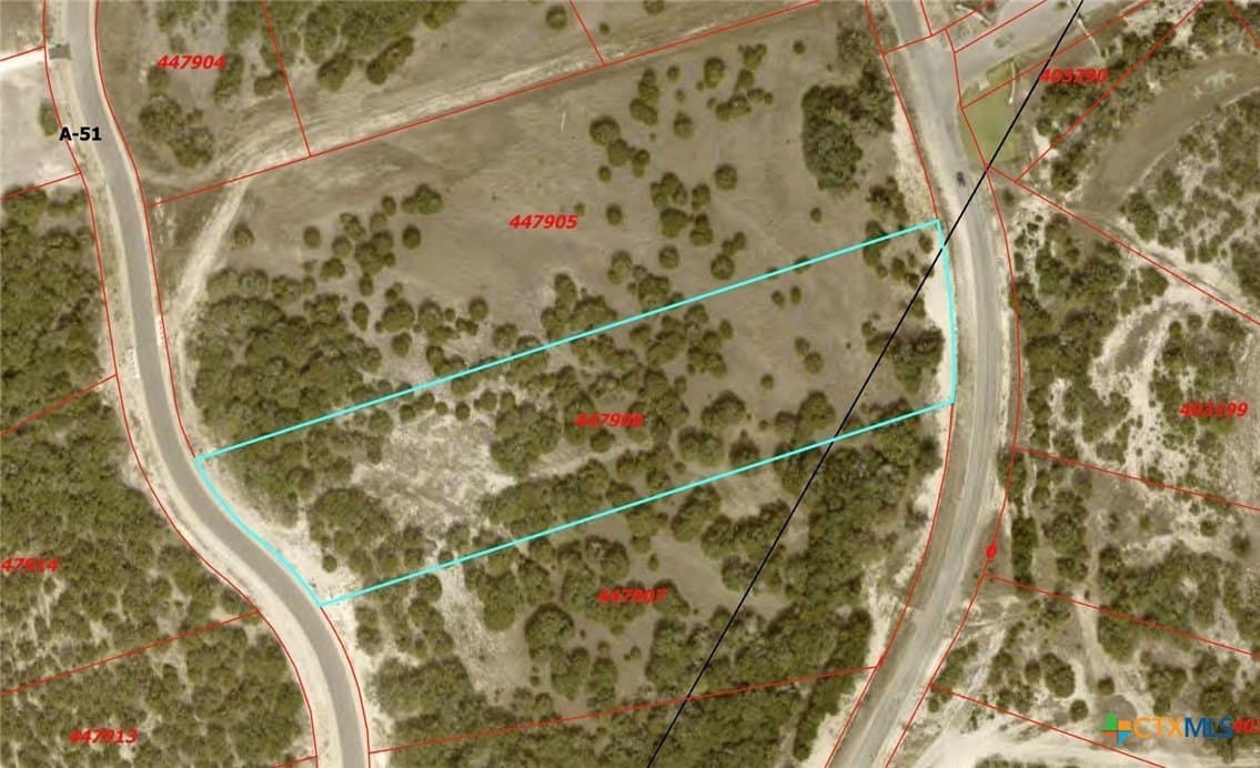 3.81 acres in Comal County - photo 8