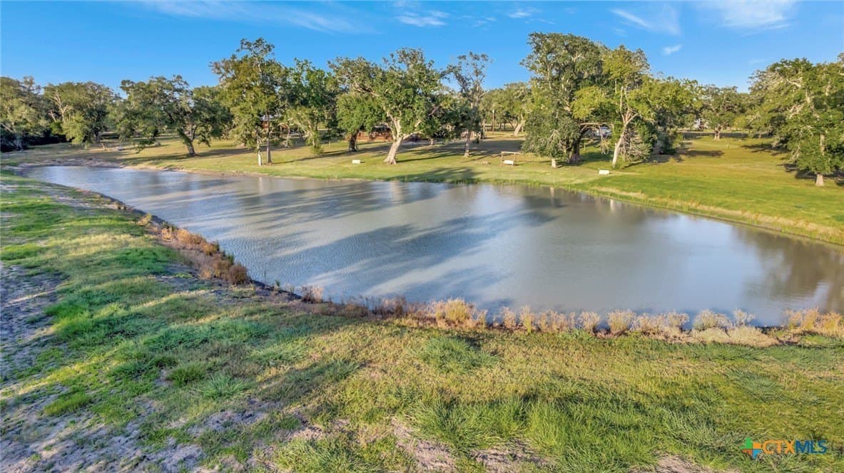 179.97 acres in Jackson County - photo 2