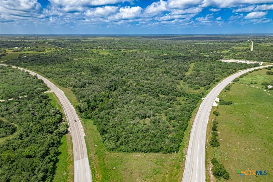 157.31 acres in DeWitt County - photo 16