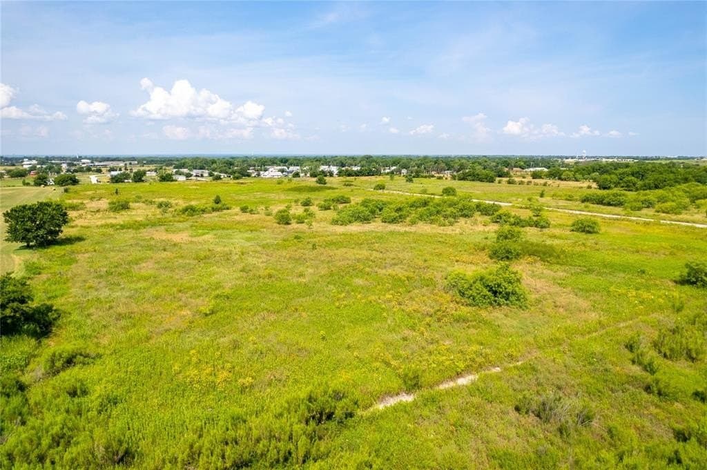 12.68 acres in Hill County - photo 2