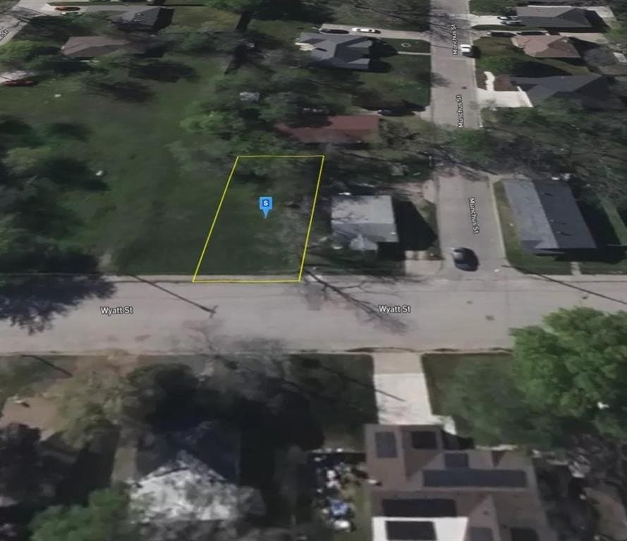 0.09 acres in Ellis County - photo 3