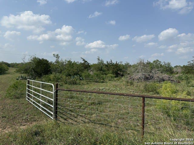 11.5 acres in Gonzales County - photo 3