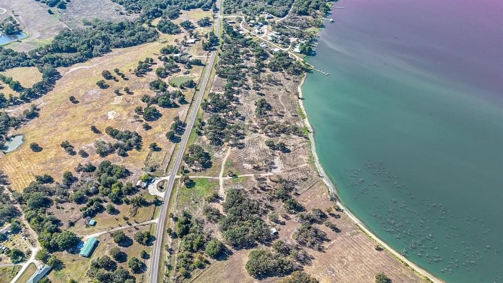 1.05 acres in Navarro County - photo 12