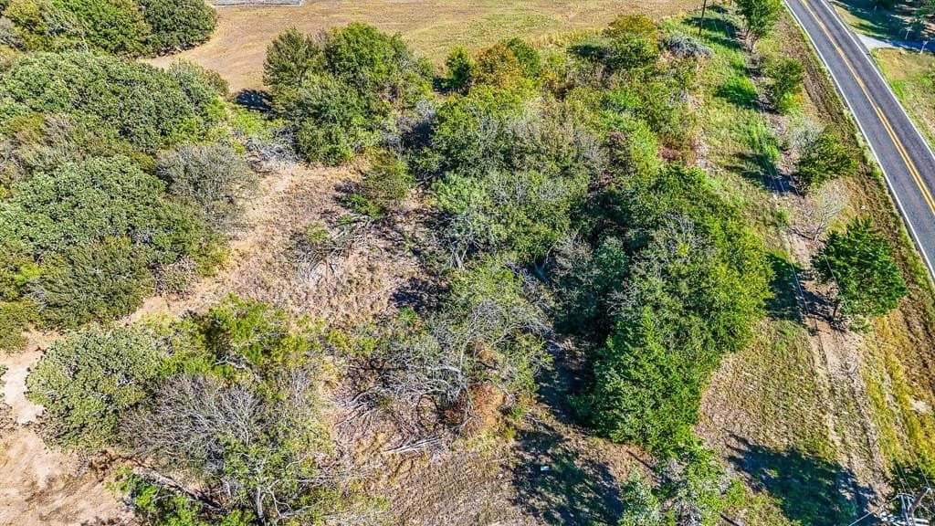 1.05 acres in Navarro County - photo 19