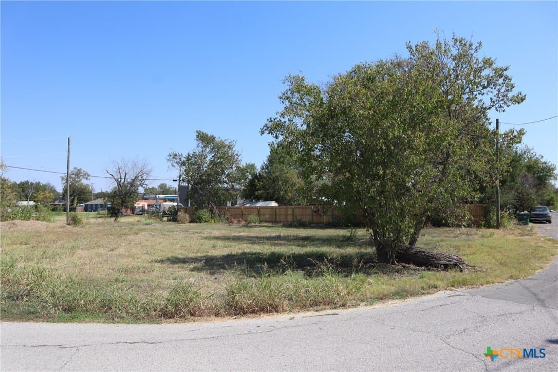 0.09 acres in Williamson County - photo 12