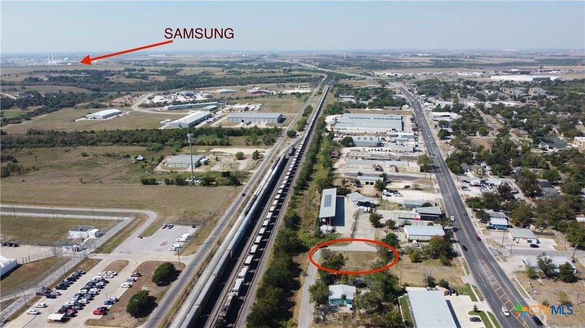 0.09 acres in Williamson County - photo 3