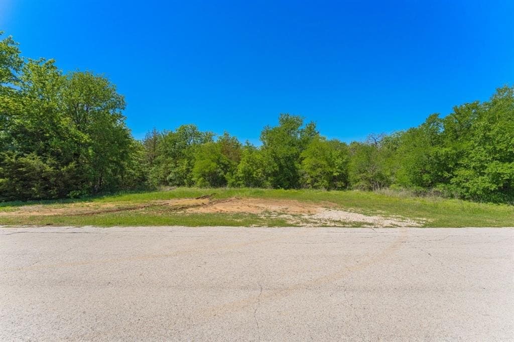 2.21 acres in Tarrant County - photo 11