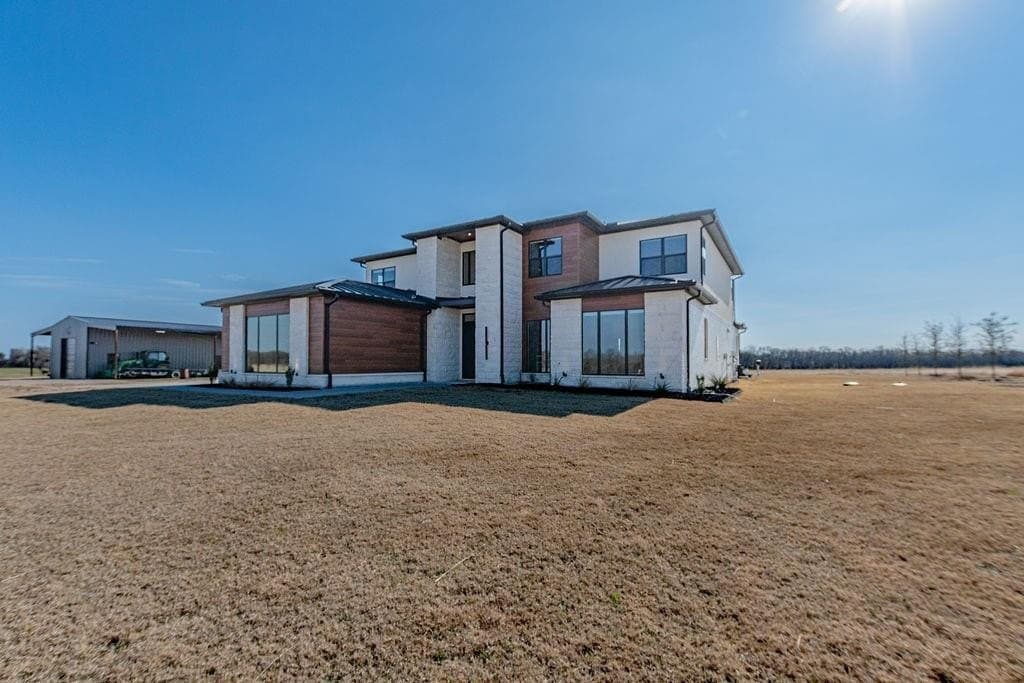 163.04 acres in Delta County - photo 3