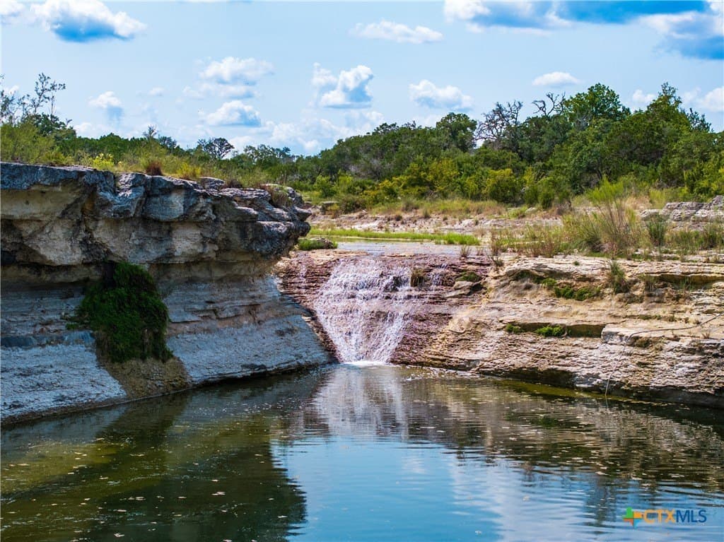 776 acres in Blanco County - photo 48