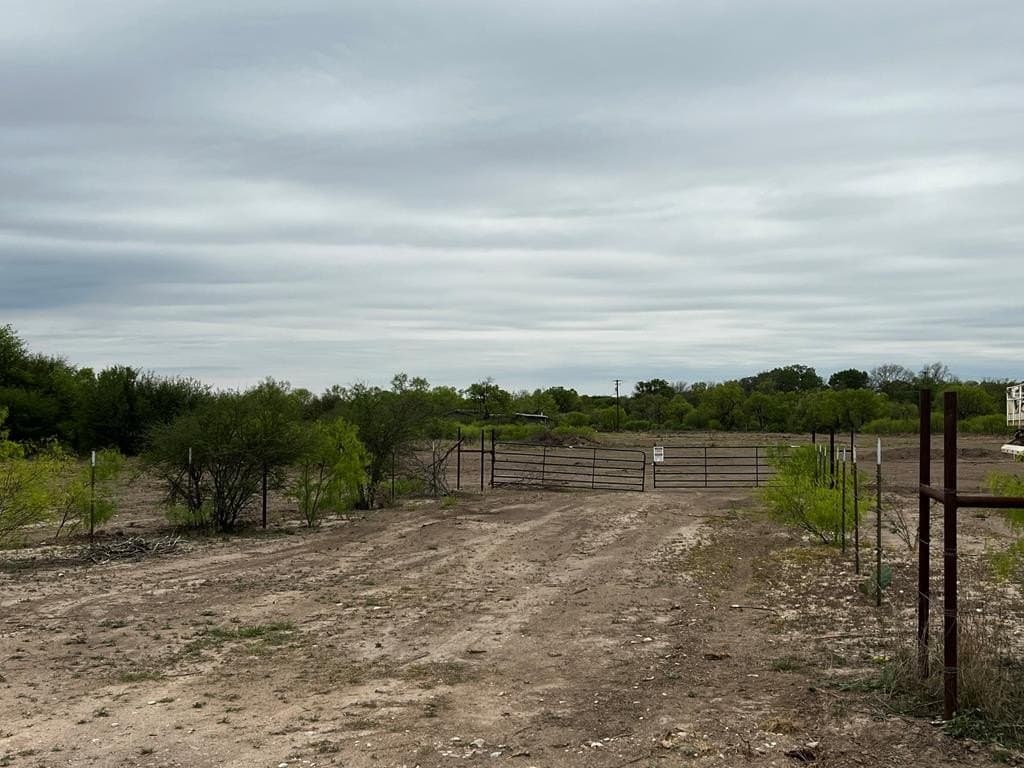 8.53 acres in Maverick County - photo 18