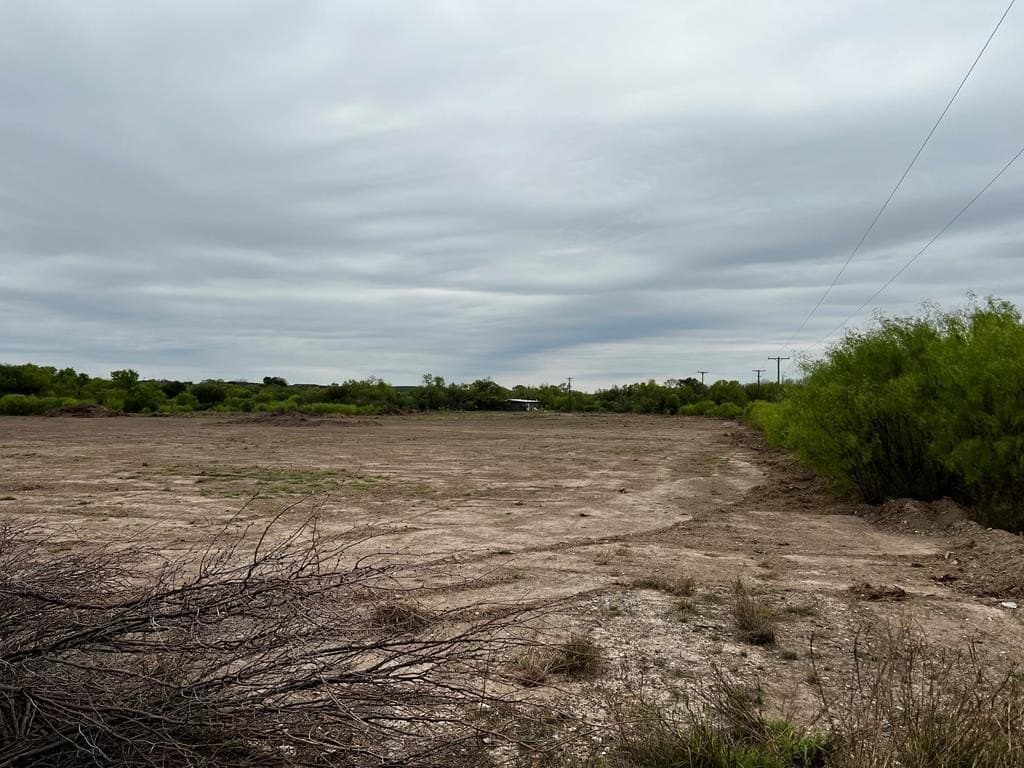 8.53 acres in Maverick County - photo 25