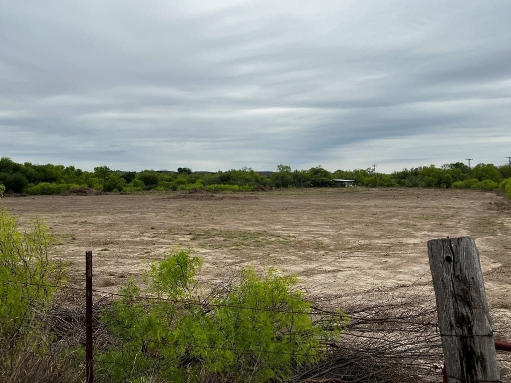 8.53 acres in Maverick County - photo 20