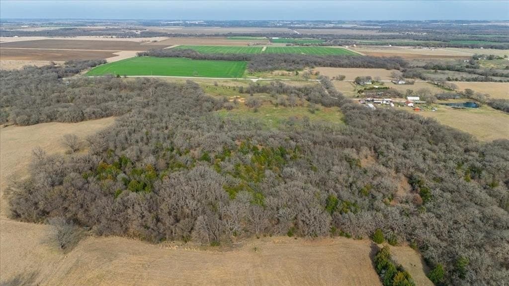 32 acres in Hill County - photo 9