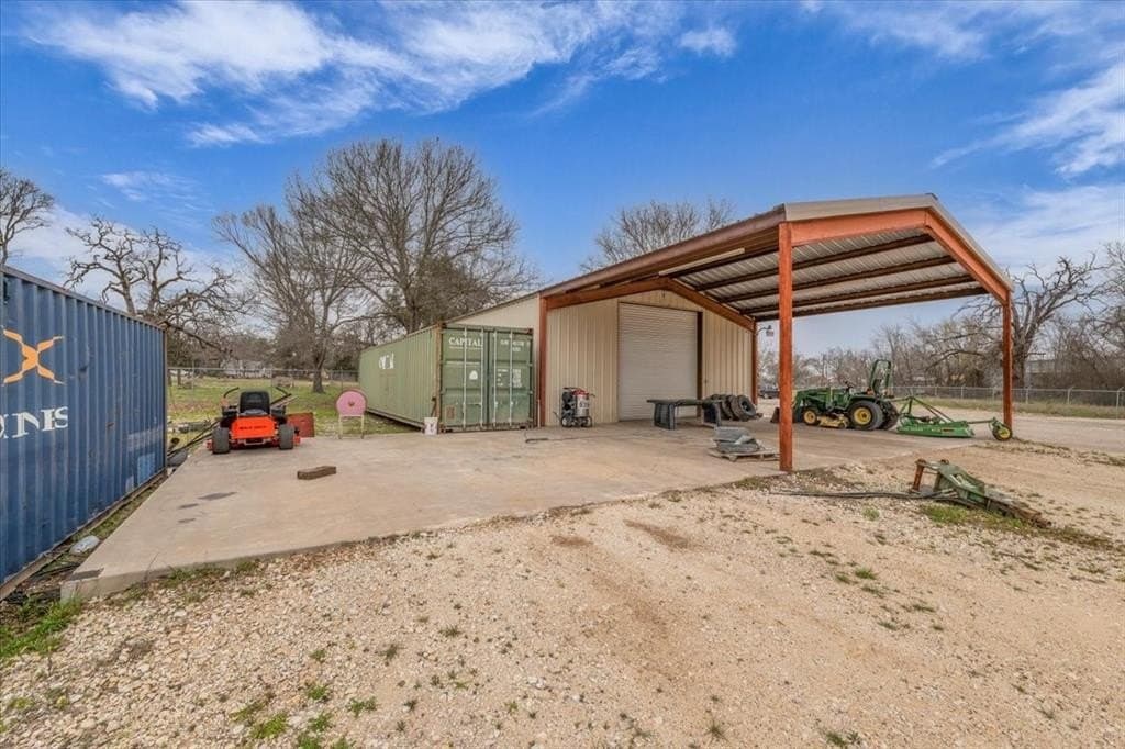 2.06 acres in Freestone County - photo 2