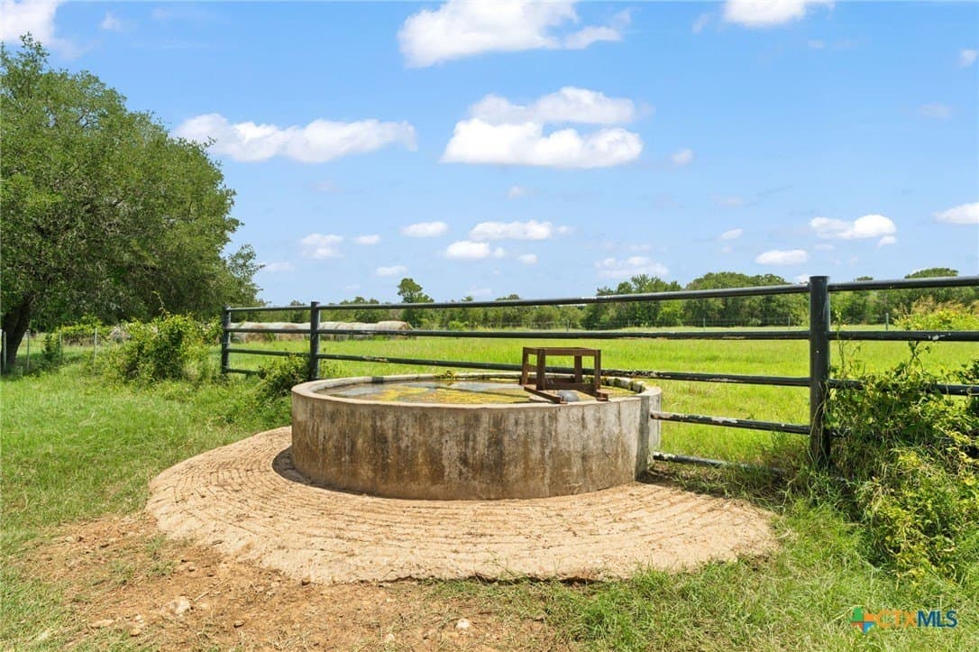 176.29 acres in Bastrop County - photo 9