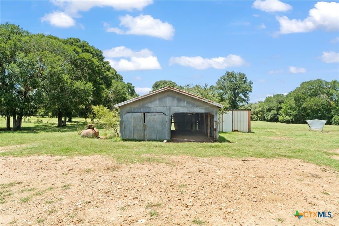 176.29 acres in Bastrop County - photo 28