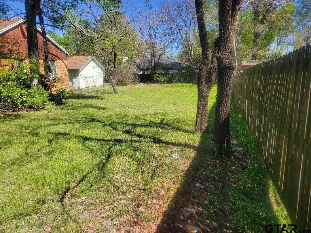 0.14 acres in Smith County - photo 5