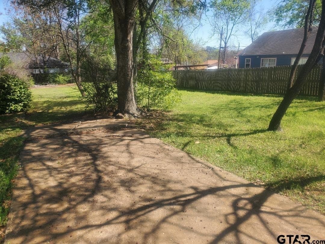 0.14 acres in Smith County - photo 3