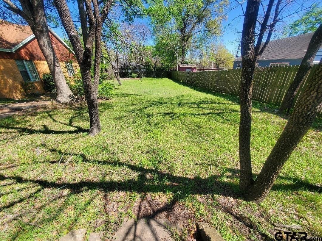 0.14 acres in Smith County - photo 4