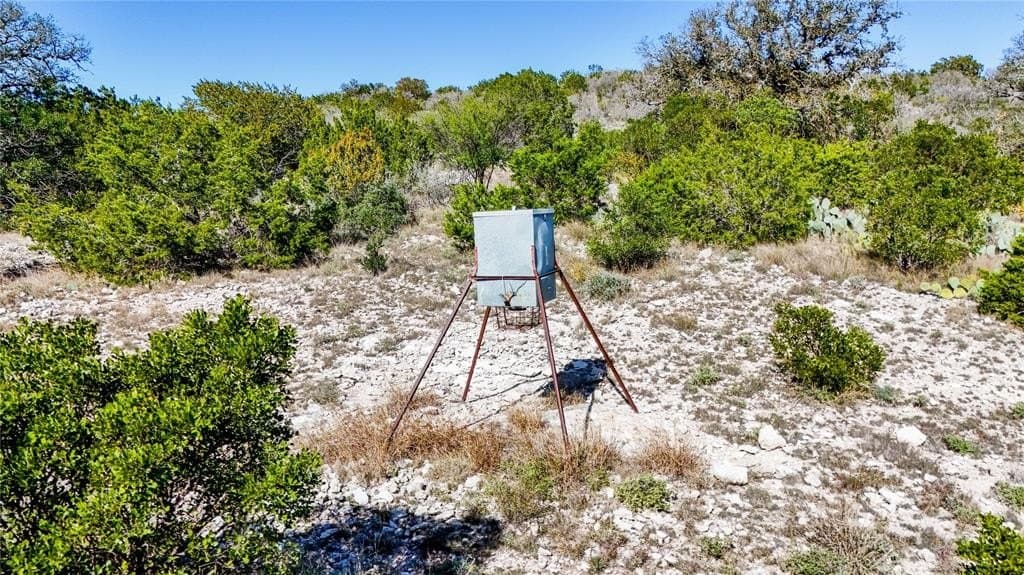 920 acres in Val Verde County - photo 9
