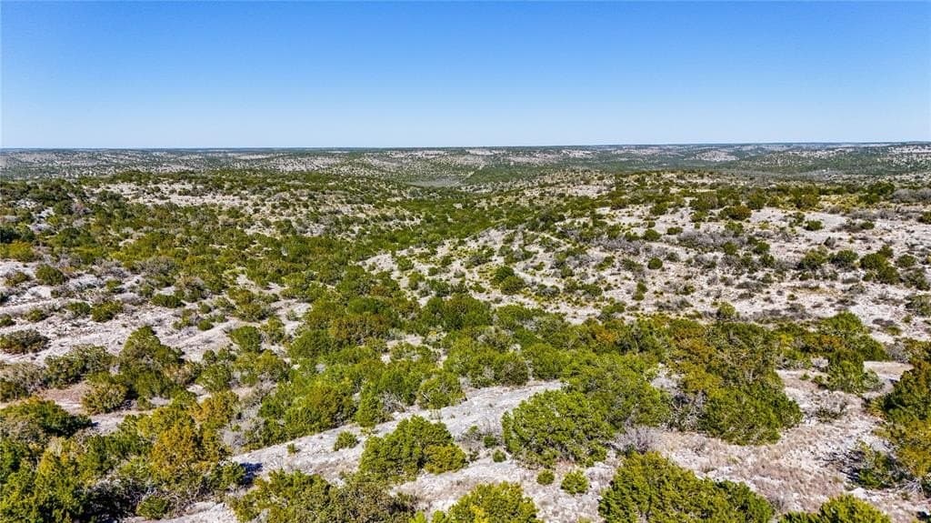 920 acres in Val Verde County - photo 15