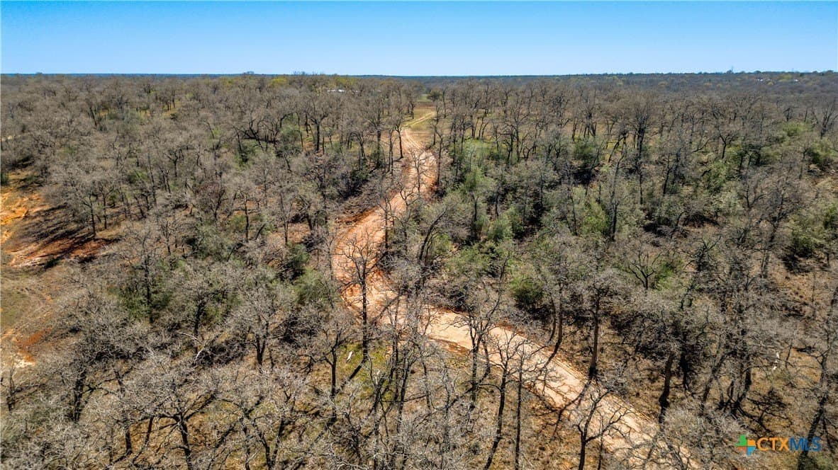 10.4 acres in Wilson County - photo 6
