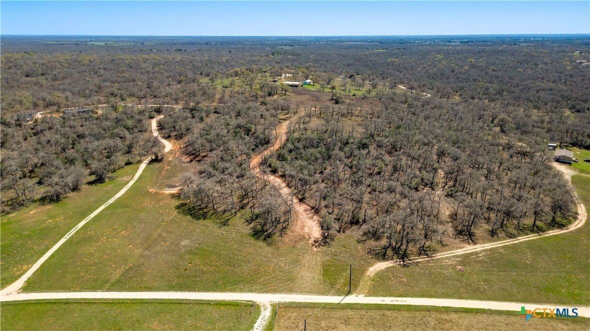 10.4 acres in Wilson County - photo 3