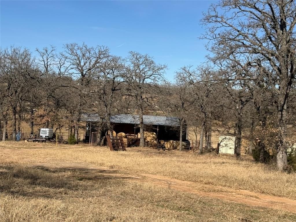 10.62 acres in Wise County - photo 4