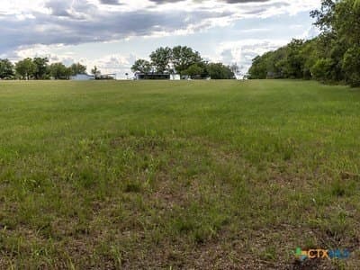 8 acres in Guadalupe County - photo 13