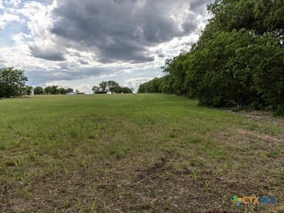 8 acres in Guadalupe County - photo 12