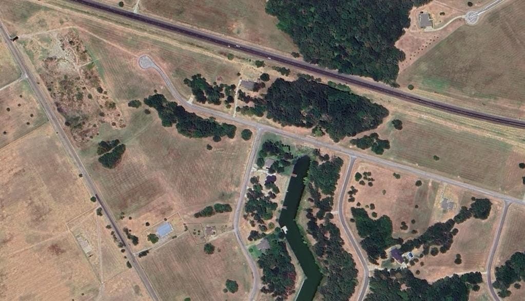 1.02 acres in Navarro County - photo 2