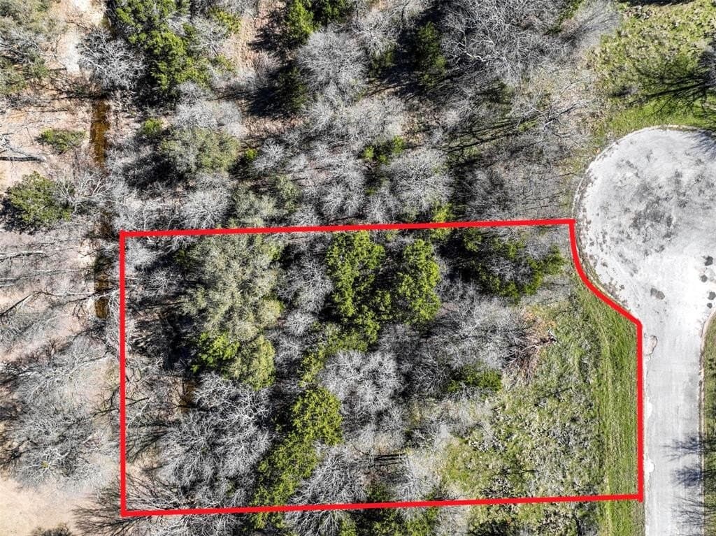 0.19 acres in Hill County - photo 3