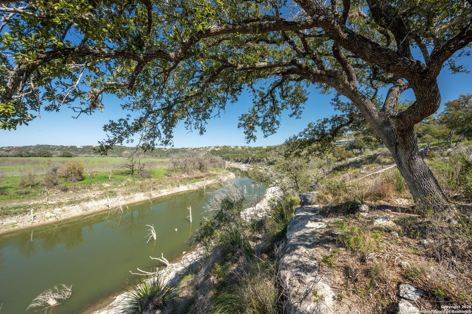 1.17 acres in Comal County - photo 15