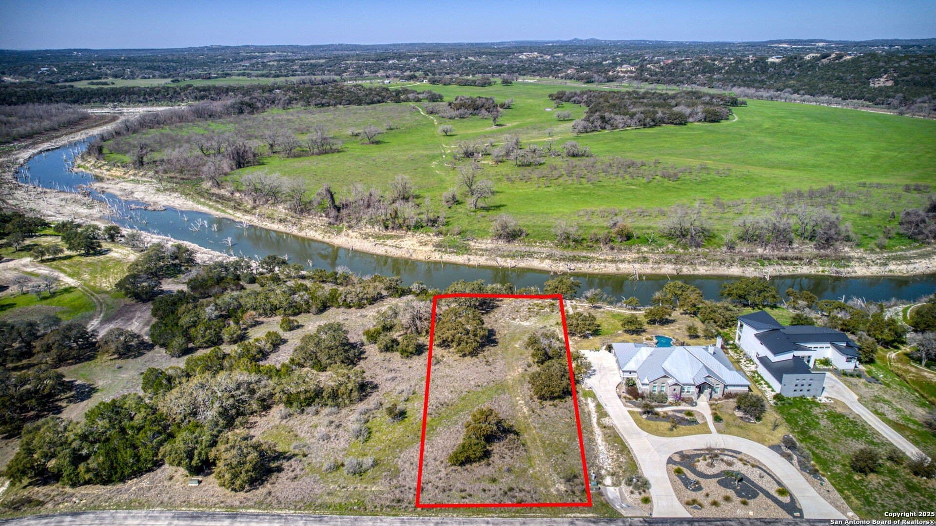 1.17 acres in Comal County - photo 3