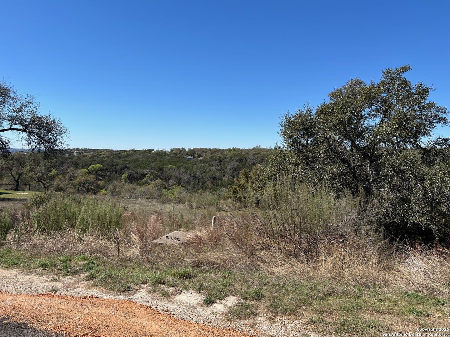 1.56 acres in Comal County - photo 3
