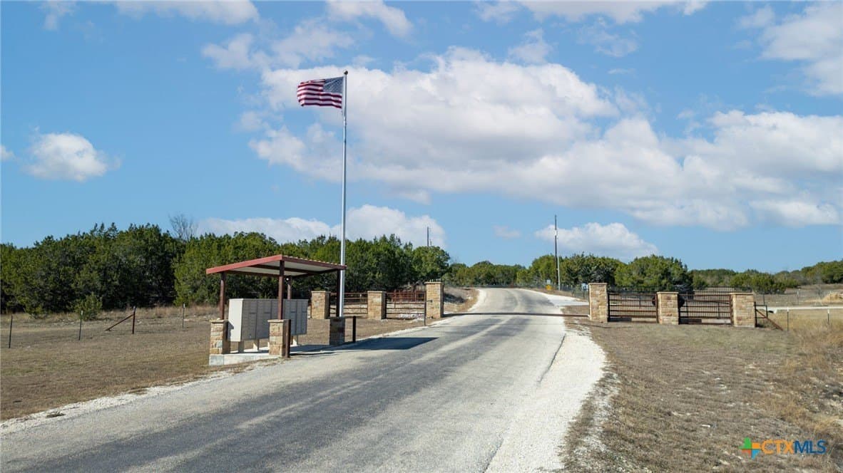 6 acres in Burnet County - photo 2