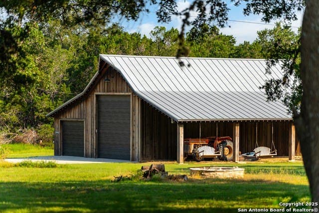 10.36 acres in Comal County - photo 34
