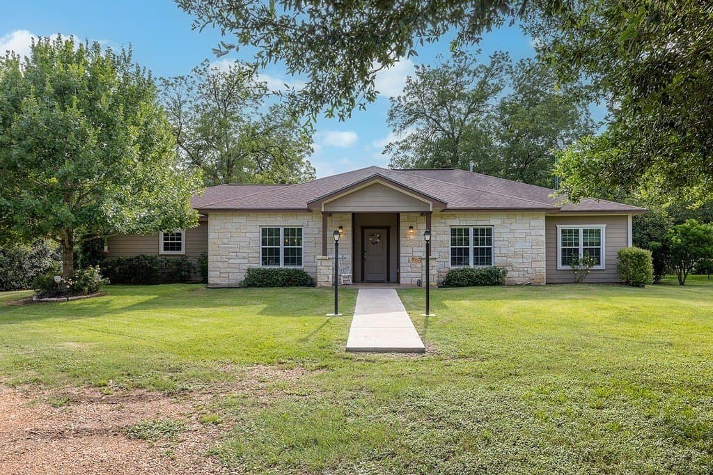 1.7 acres in Bastrop County - photo 5