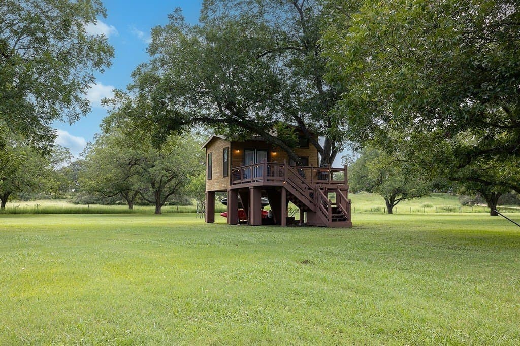 1.7 acres in Bastrop County - photo 4